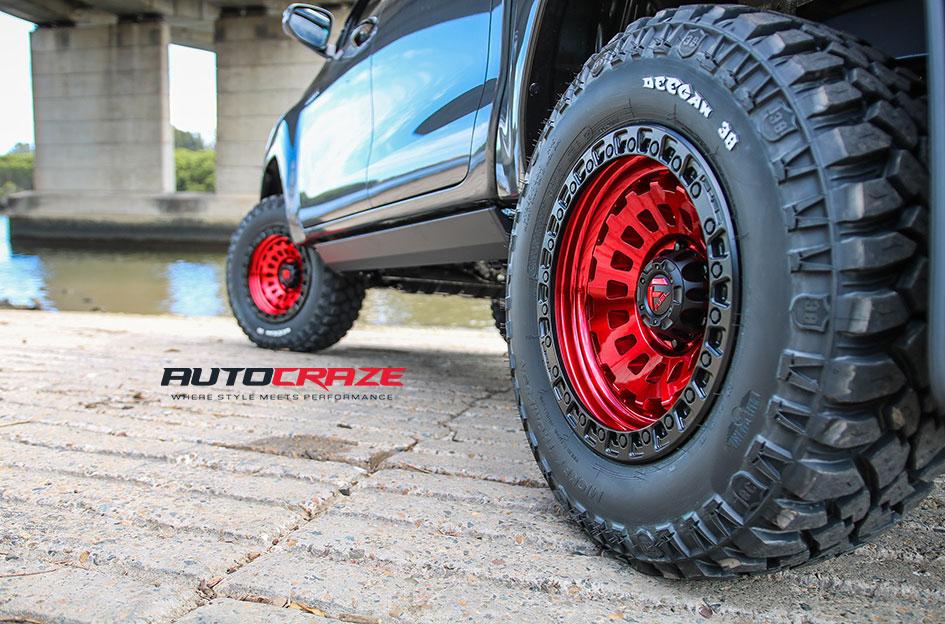 TOYOTA-HILUX-4WD-ZEPHYR-CANDY-RED-WITH-MATTE-BLACK-RING